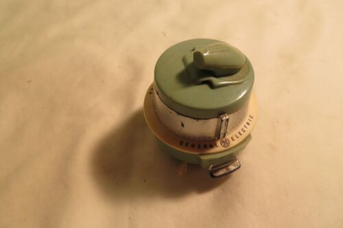 KIT CUCITO GE ASPIRAPOLVERE ELETTRICO GENERALE VINTAGE NUOVO CAVO BOBINA PULITORE NASTRO MISURA - Foto 2 di 7