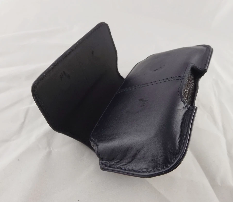 1pcs Black Leather Swivel Belt Clip Holster Pouch Case for Blackberry Curve 8520 - Image 4 of 4