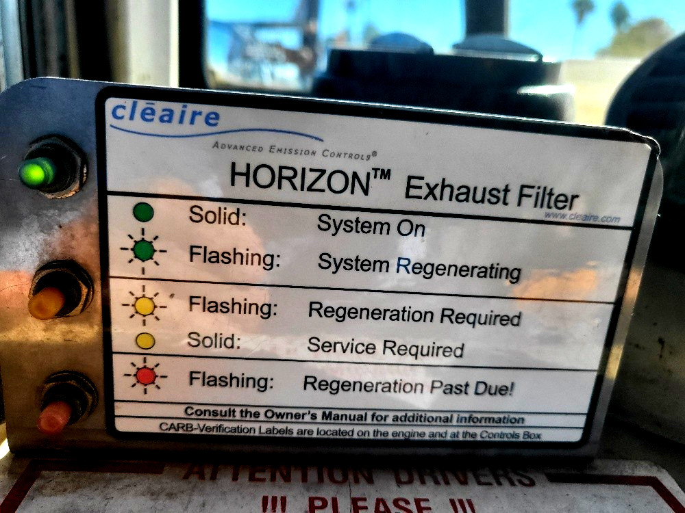 1994 BLUEBIRD/INTERNATIONAL SCHOOL BUS DT-466 NO CDL REQUIRED