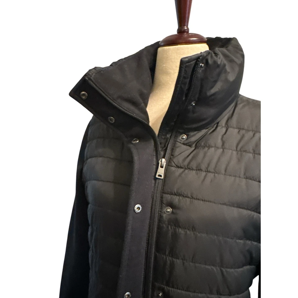 Chaqueta acolchada negra híbrida mixta Roots para mujer talla L abrigo de invierno Foto 3 de 4