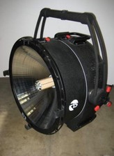 Cineo Lighting Reflex R15 LED Light with Yoke and Case Barely Used