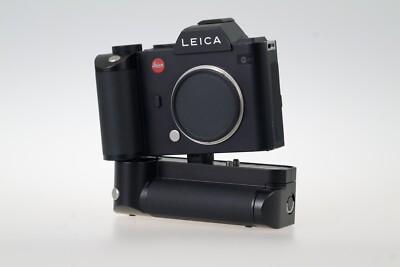 Leica HG-SCL4 SL Multifunctional Hand grip for the SL Camera Leica HG-SCL4 SL Multifunctional Hand grip for the SL Camera