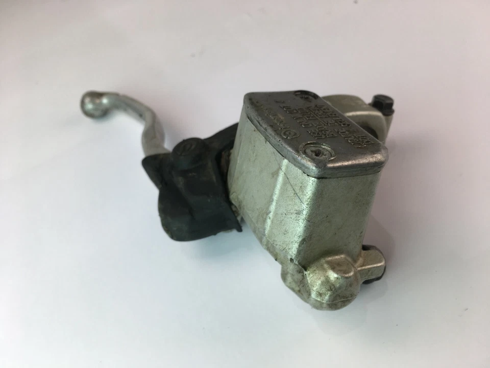 KTM SXF 250 2009 CILINDRO MESTRE DE FREIO DIANTEIRO BREMBO 77013001044 - Imagem 4 de 4