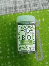 Le Petit Marseillais Refreshing Shower Gel Olive Leaf Organic with neutral PH