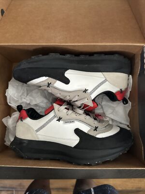 Mache Runner  Queen Mary  Size 11