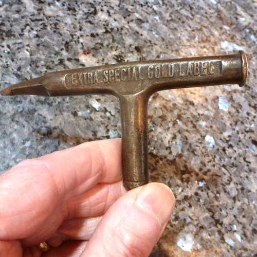 ANTIQUE CORKSCREW EXTRA SPECIAL GOLD LABEL WHISKY BULLOCH & LADE CO. Ltd - Picture 3 of 6