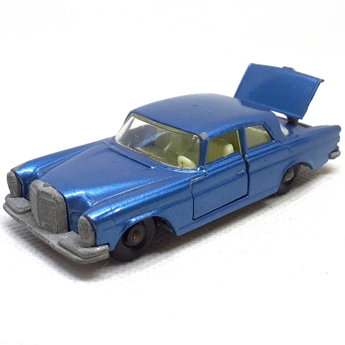 マッチボックス SuperFast No.46 メルセデスベンツ 300SE Lesney Matchbox Superfast Mercedes 300SE No.46 Aqua 1968 Made in