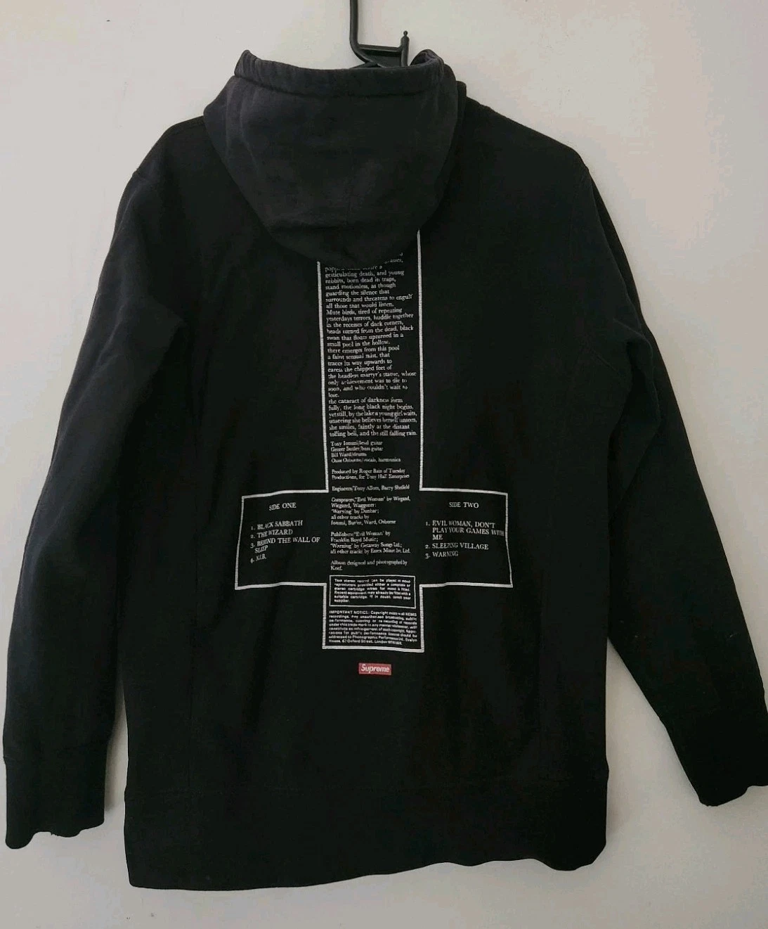 Sweat à capuche noir SS16 Supreme x noir Sabbath taille M moyen 