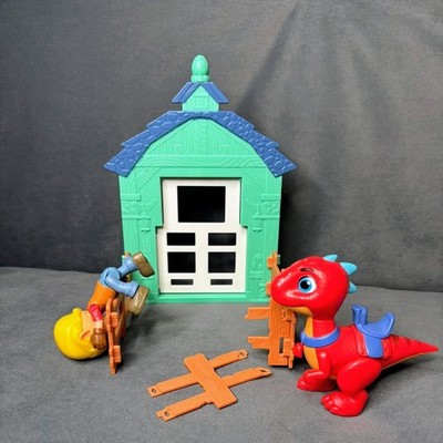 Dino Ranch Hatchery Adventure Figure and Accessories Set