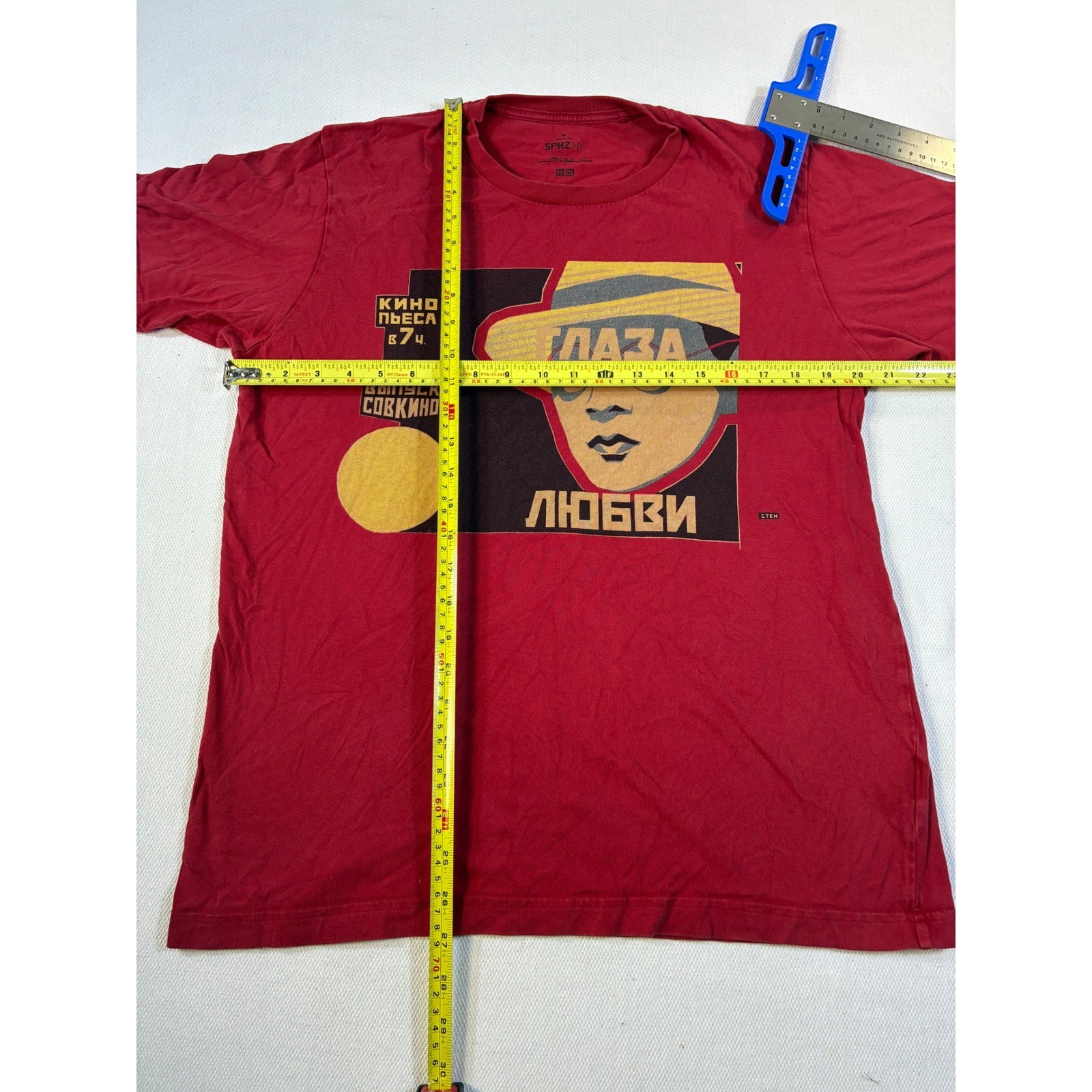 Uniqlo SPRZ NY Stenberg Brothers Russian Art Graphic T-Shirt Red Mens Medium thumbnail 7