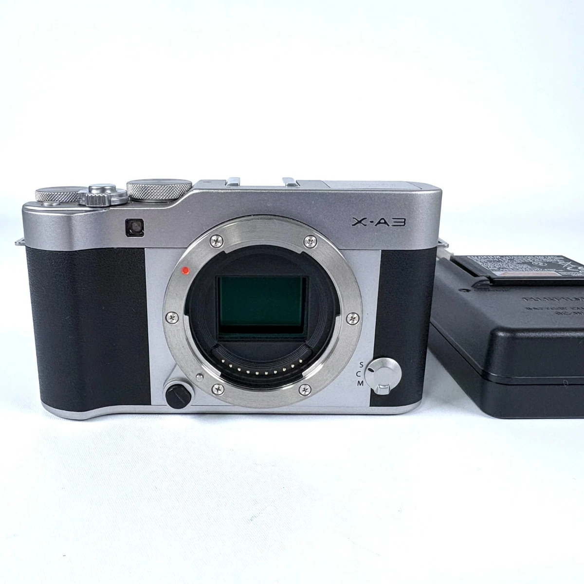 Fujifilm X-A3 ☆美品☆❗️最終値下げ❗️ Fujifilm X A3 Mirrorless Interchangeable Lens Digital Cameras for