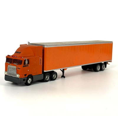 Magnuson Models Walthers HO IHC Model 9700 Schneider COE w/ Con Cor Trailer 1/87