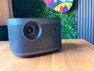 XGIMI Horizon Pro 4K Projector | 2200 Lumens | Android TV | Harman Kardon