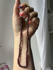 Halskette mit natürlichem Granat