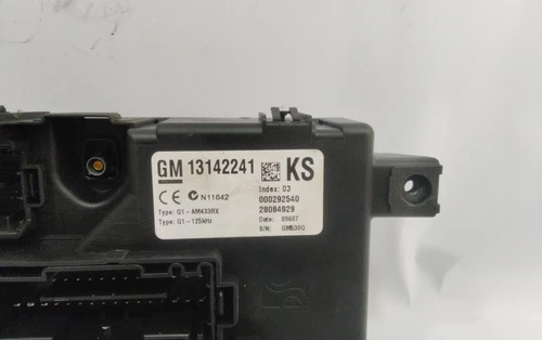 13142241 Caja Reles/Fusibles para OPEL CORSA D CATCH ME 2006 1808966 - Imagen 3 de 10