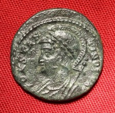 Ancient Roman Bronze AE4 Coin, Constantinapolis