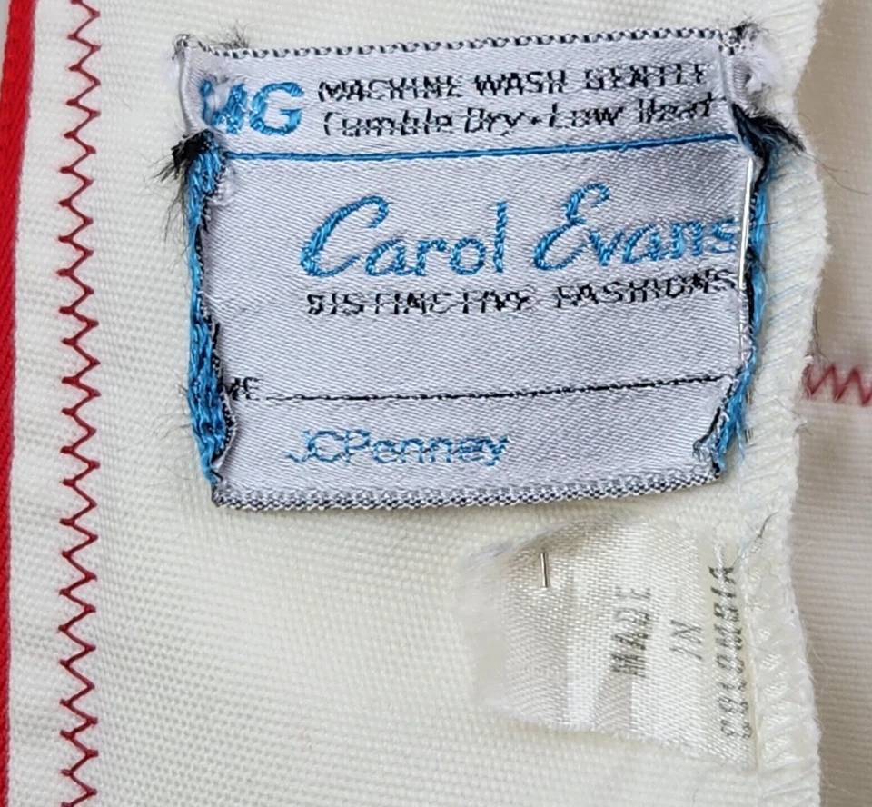 Abrigo chaqueta blanca de colección JC Penney Carol Evan para mujer cremallera completa rojo ribete en zigzag Foto 2 de 4
