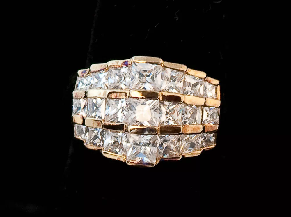 Marilyn monroe shop wedding ring replica