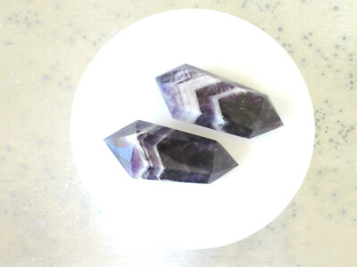 Small White Round Lacquered Box with Two Banded Amethyst Quartz Point Adornments