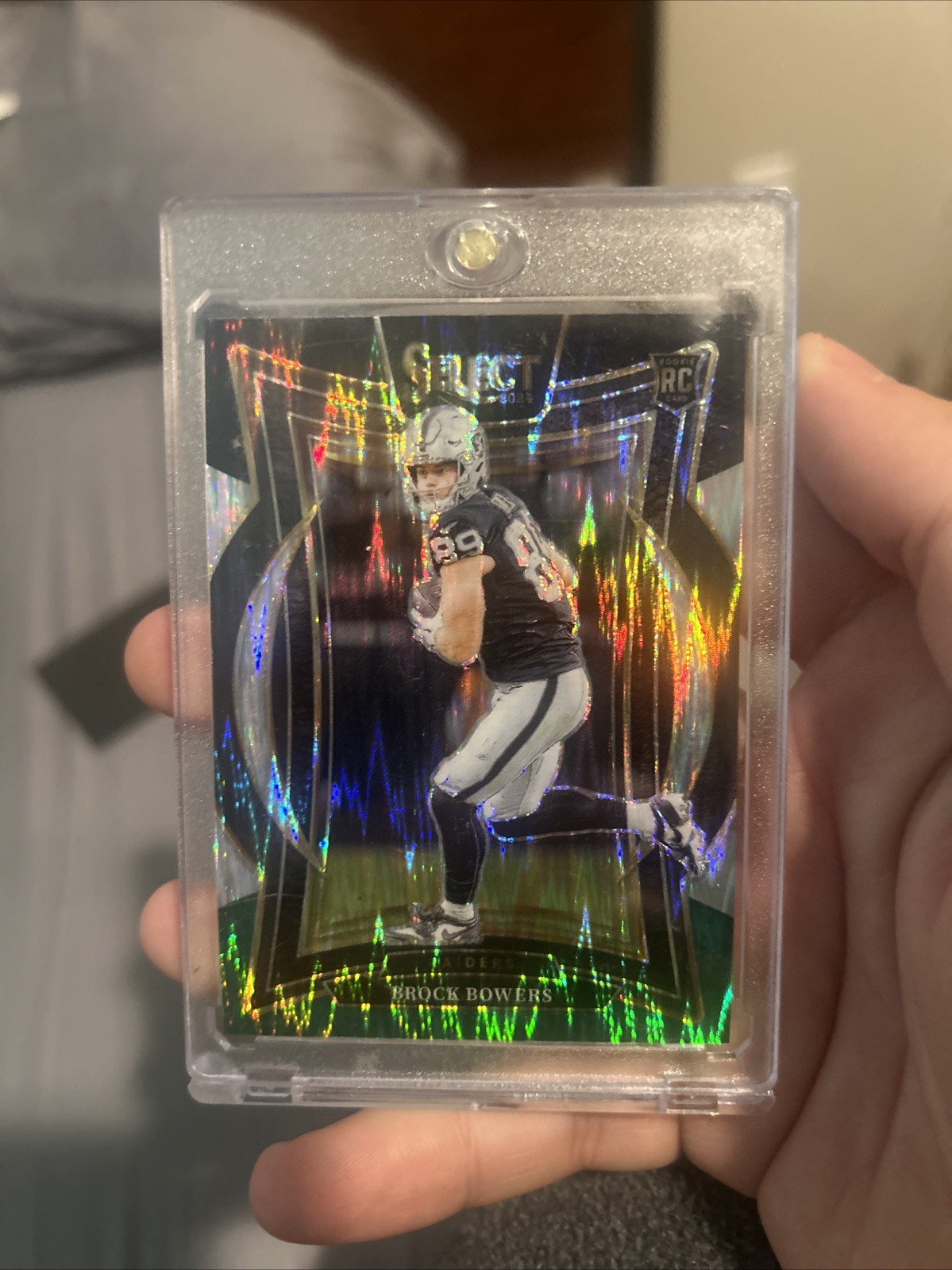 2024 Panini Select - Concourse Brock Bowers #31 Black & Green Shock Prizm (RC)