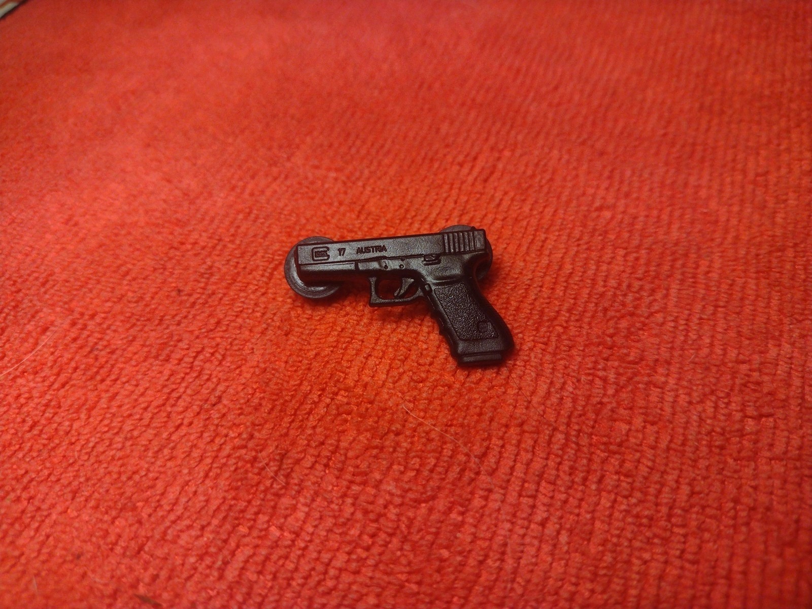 GLOCK 17 AUSTRIA 9X19 9MM Mini Firearm Handgun Polymer Pistol Hatpin SHOT-SHOW