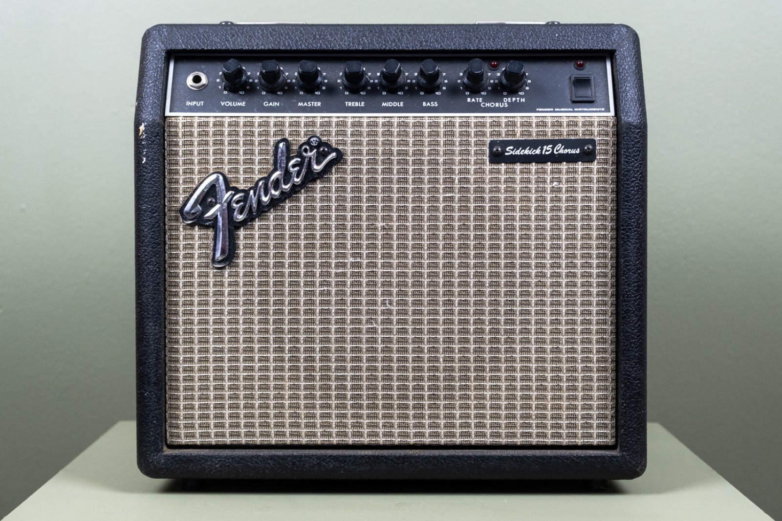 Vintage Fender Sidekick 15 Chorus Electric Guitar Amplifier  /  Tested and Working