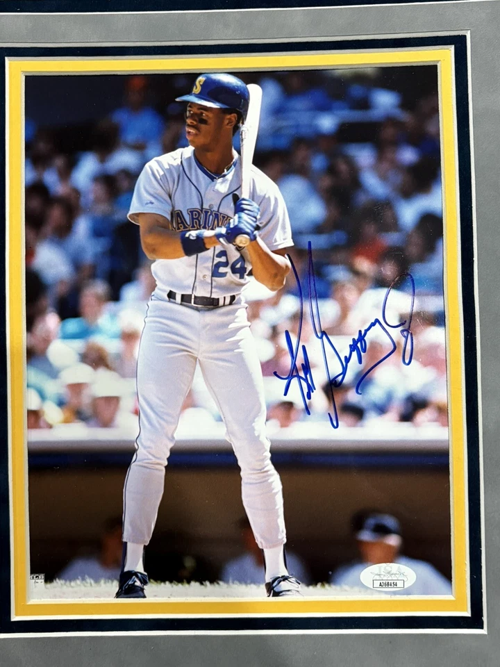 KEN GRIFFEY JR AUTOGRAPHED SIGNED 8x10 PHOTO FRAMED W/GRADED RC JSA MARINERS - Image 4 of 4