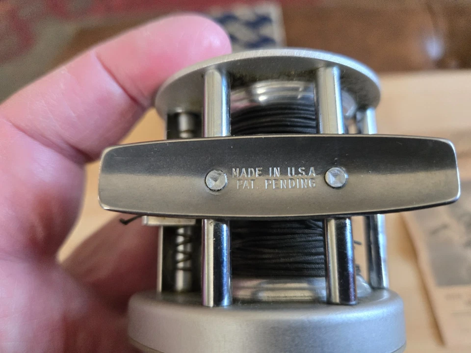 Langley reelcast level winding casting reel , model r-500 - Image 3 of 4