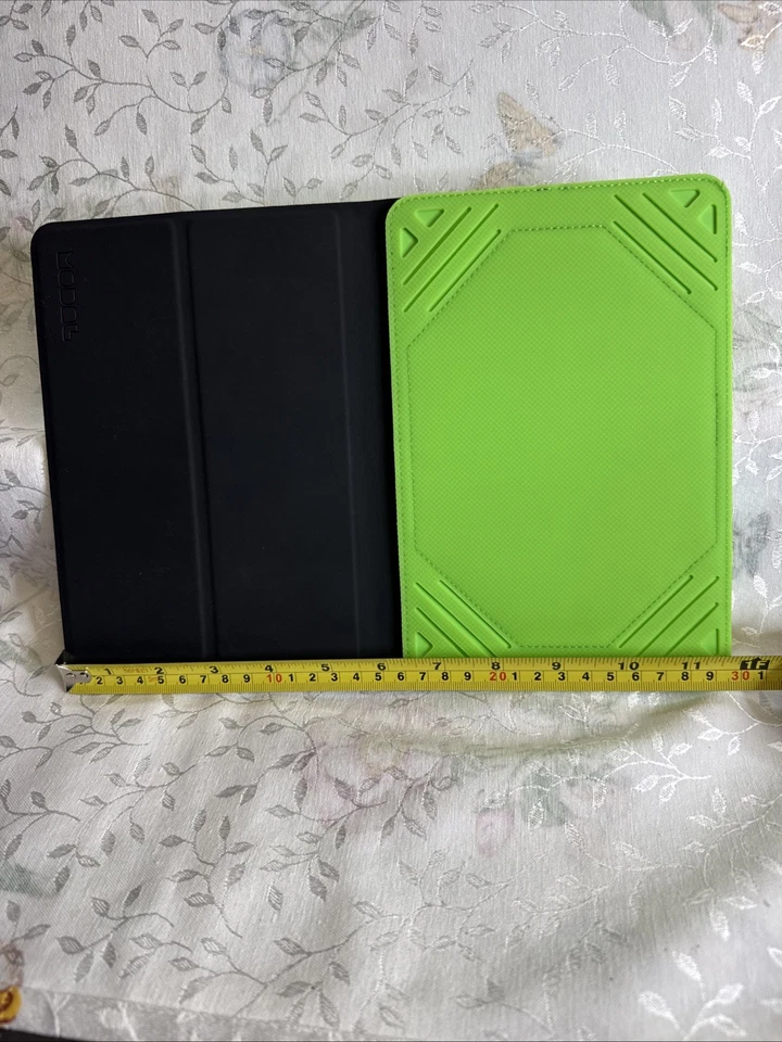 Kindle Paperwhite Cover Lime Green Magnetic See Dimensions - Image 4 of 4