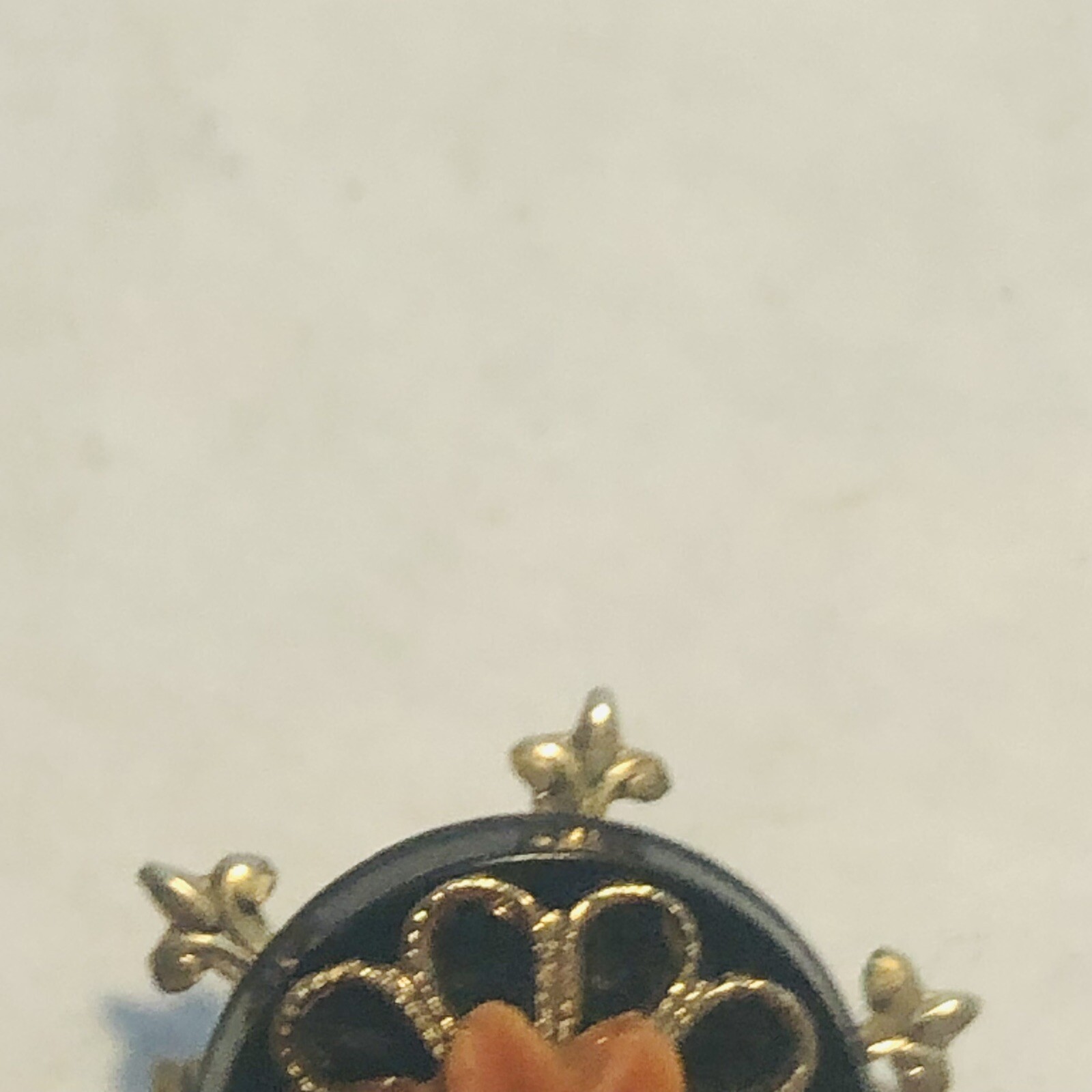 Vintage 3D Plastic Single Pink Flower Very Small Brooch Black Gold Tone ...