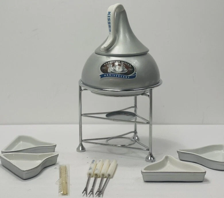 Hershey's Kisses Dessert Nesting Fondue Set Limited Edition White