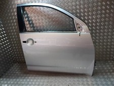 Porte avant et accessoires Peugeot 4007