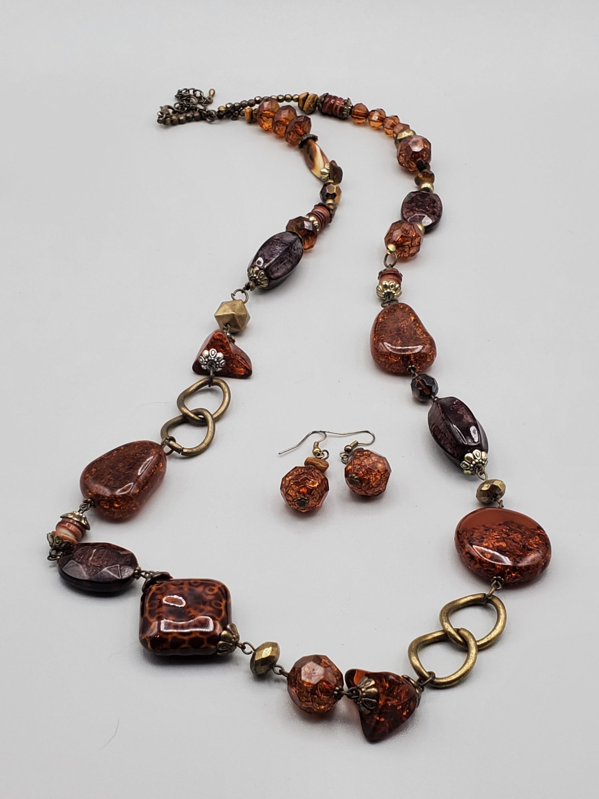 Brown Amber looking color multi shape beaded neck… - image 1