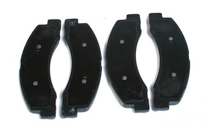 BREMSKLÖTZE VORNE FÜR FORD EXCURSION 2000 -2005 DIESEL BENZINER Werbeangebot