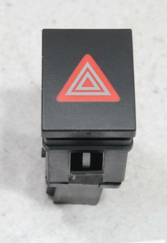 VW Polo 9N (01-05) Schalter Warnblinker 6Q0953235A #57370-B391