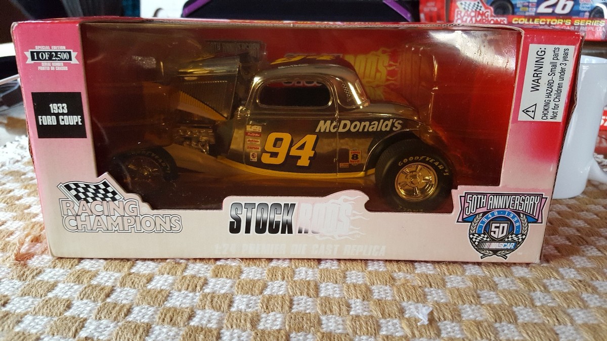 RACING CHAMPIONS BILL ELLIOTT #94 [1/24 SCALE] '33 FORD COUPE