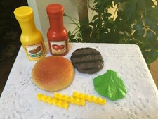 LITTLE TIKES PLAY Ketchup MUSTARD  misc HAMBUGER half BUN lettuce french fries