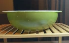 Vintage Pyrex #024 2 Quart Bowl in Avocado Green