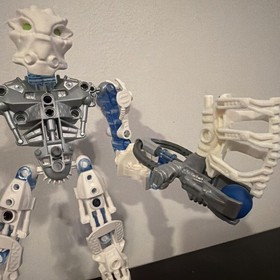 LEGO Bionicle Toa Inika Figure Matoro 8732
