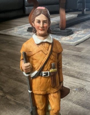 Vintage MCCormick Distilling Co. David Davy Crockett Americana Porcelain Whiskey