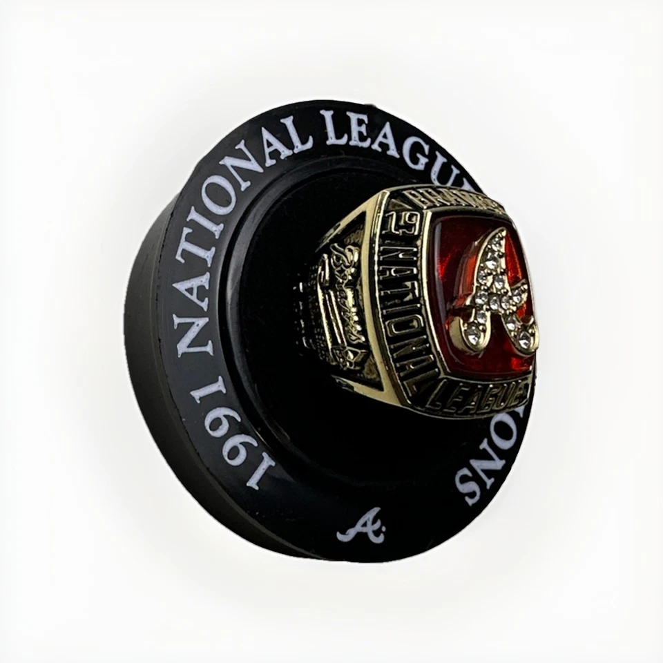 Anillo réplica campeonato de la Liga Nacional Atlanta Braves 1991 nuevo en caja Foto 3 de 4