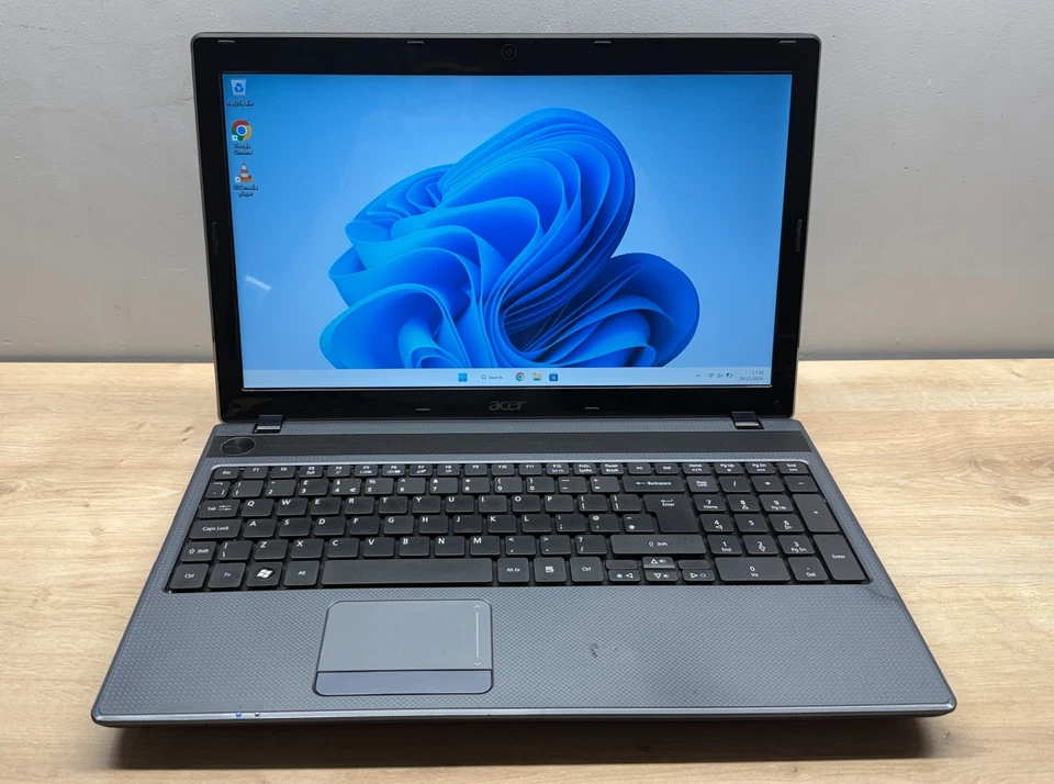 Acer Aspire 5733 15,6" Zoll Laptop Computer - Windows 11, Office 365, i3, SSD - Bild 2 von 4