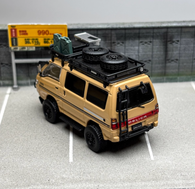 Autobots 1:64 Yellow 4WD Delica L300 Camper Van Model Diecast