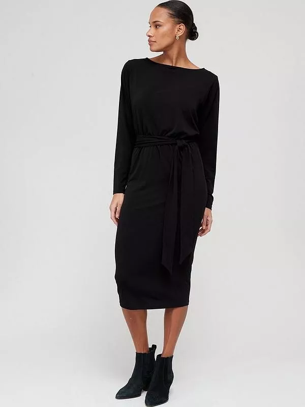 V by top very black dress