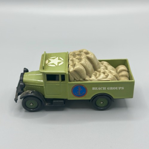 Vintage Corgi Collectible WW2 Military Morris Truck (1:64 Diecast) - Picture 5 of 6