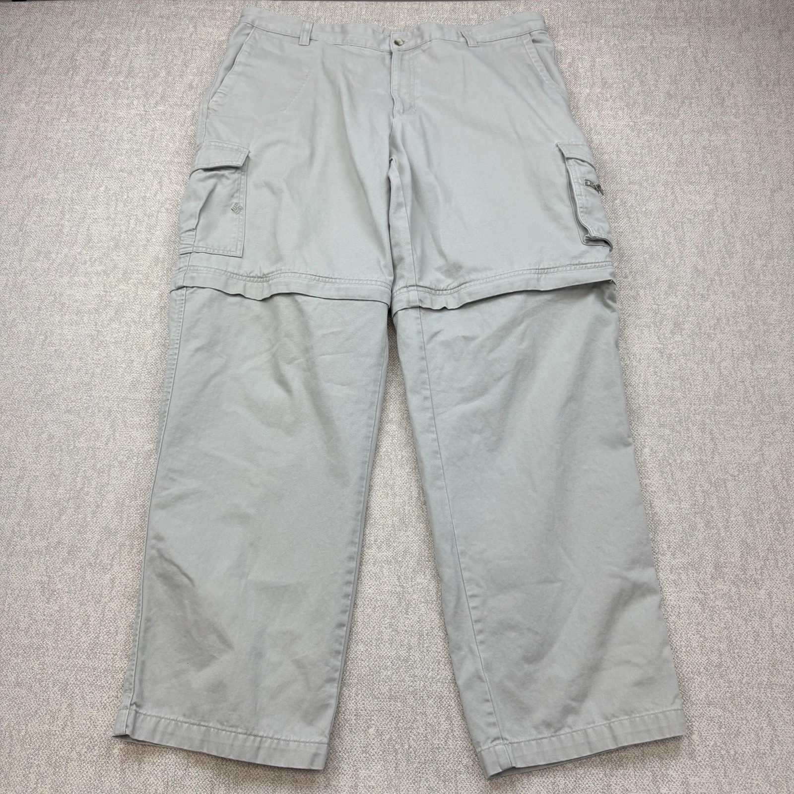 Columbia Convertible Cargo Pants Mens XL Khaki Zip Off Hiking Fishing Utility