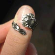 Vintage Adjustable Silver Band Ring Ornate Floral Spoon Handle Design