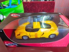 Brand New Unopened 1 18 Enzo Ferrari Yellow