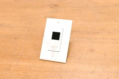 Allen & Heath IP1 dLive Programmable Wall Plate Controller - WHITE CG01ZSH - image 1 of 4