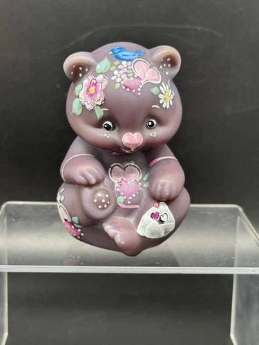 FENTON GLASS 2021 FGS EXCLUSIVE"SWEET HEARTS" BEAR FIGURINE LE #8/21